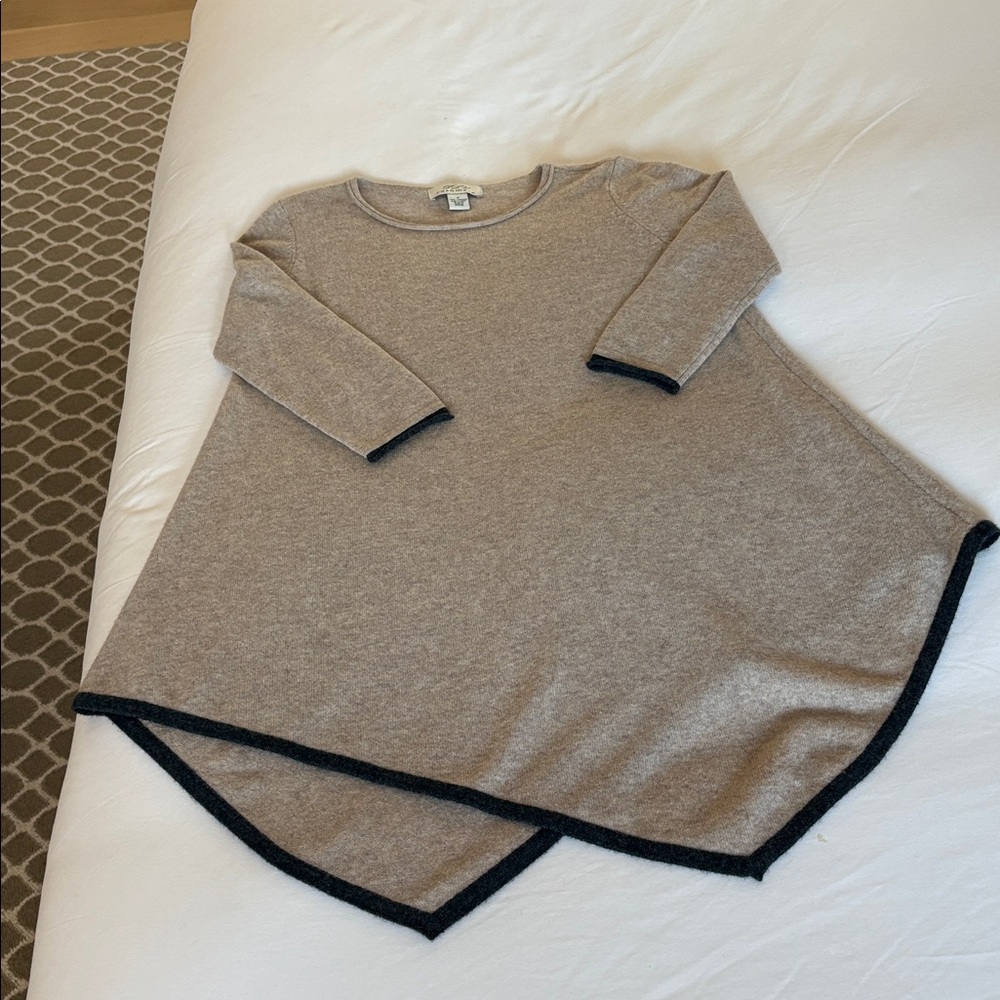 PLY Cashmere Sweater Size M  100% Cashmere in excellent conditition